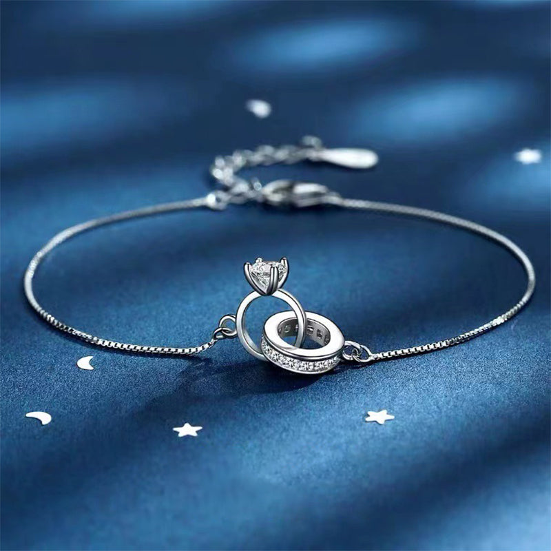 Unique Design Interlocking Rings Bracelet